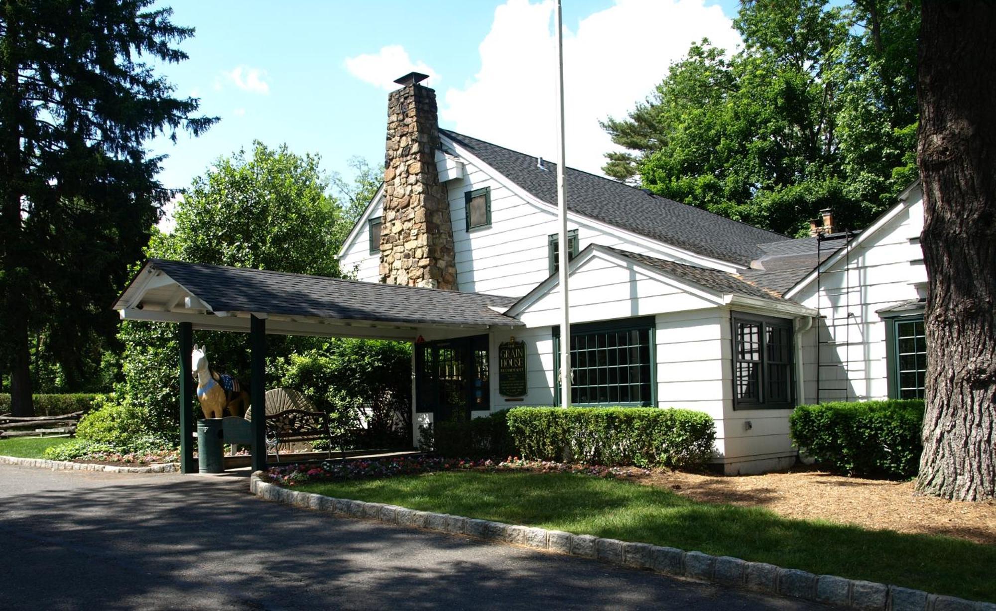The Olde Mill Inn Basking Ridge Dış mekan fotoğraf